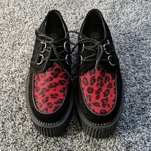TUK Black and Red Leopard Creepers